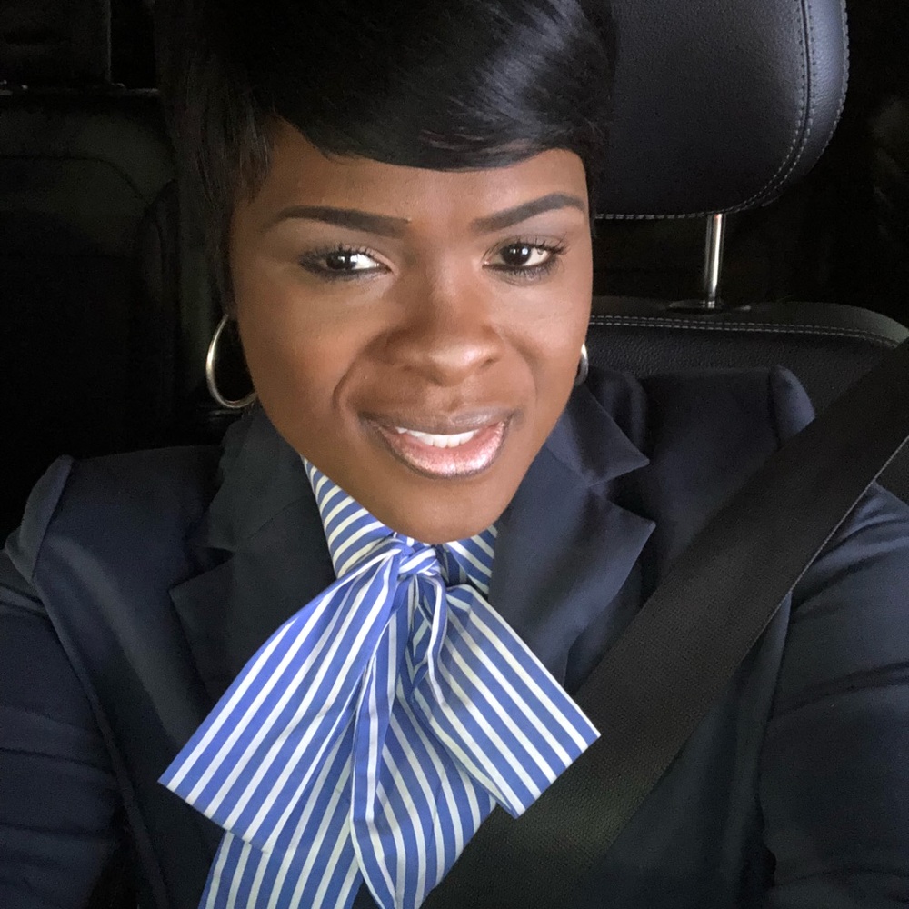 Meet your Posher, Naesha